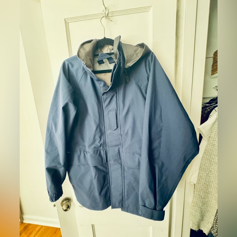 Men's Military-grade Navy Blue Gortex Jacket by Propper